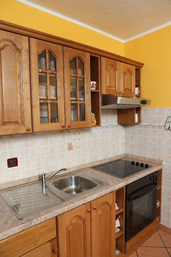 Apartment Gino Rovinjsko Selo Croatia